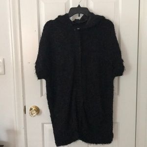 NWT Evy’s Tree Vanessa style vest in black.